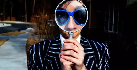 他靠表情包引流+变现模式,月入5万!