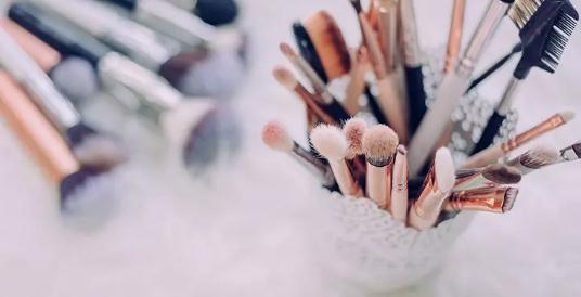 一篇带你搞懂小红书背景图新套路!