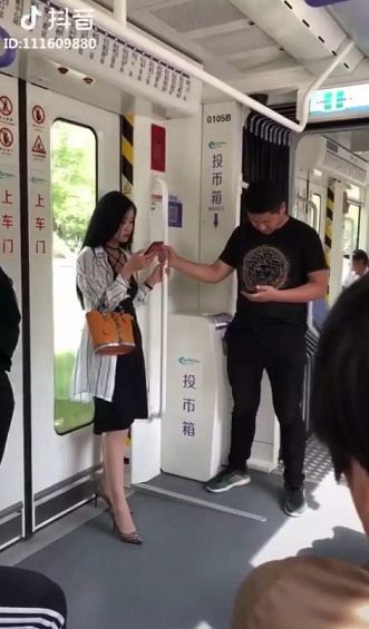 刷1万个抖音不如果会8个模板,抖音爆款打造专用(附利用说明) 1 1105 刷1万个抖音不如果会8个模板,抖音爆款打造专用(附利用说明)