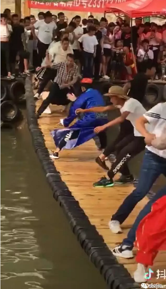 刷1万个抖音不如果会8个模板,抖音爆款打造专用(附利用说明) 1 1123 刷1万个抖音不如果会8个模板,抖音爆款打造专用(附利用说明)