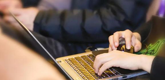 专业内容,大众流量