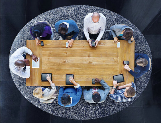 传统企业做社群电商的启示:微商女神的社群法则!