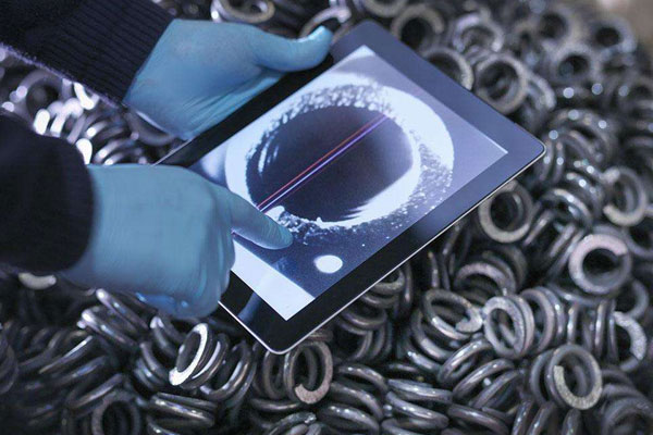 网站改版中如何避免SEO关键词排名一落千丈？