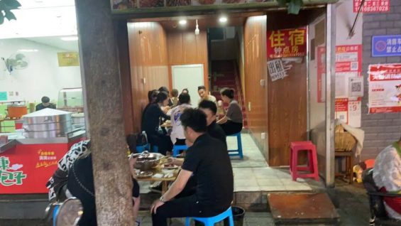 从零开始打造一家天天排队的“神店” | 真实案例 422 从零开始打造一家天天排队的“神店” | 真实案例