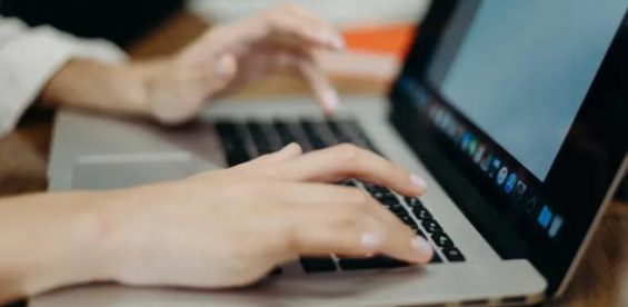 一文详解:如何防止直播中的违规行为频繁发生