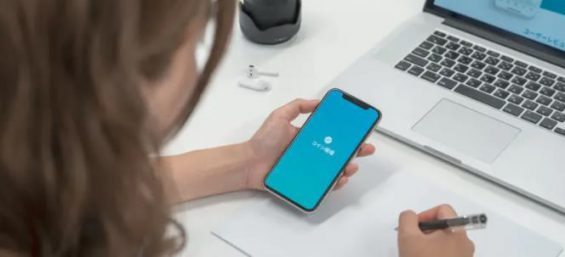 前途不是别人给你的,是你自己争取的