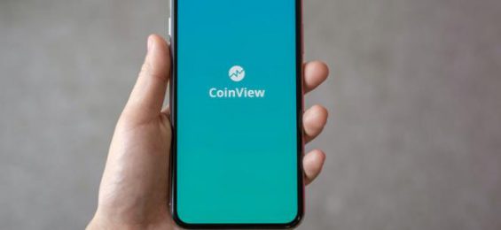 在线蹦迪为何越看越上头?美少女边蹦迪边带货1300万